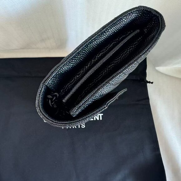 Yves Saint Laurent Black Shoulder Bag - Picture 4 of 6